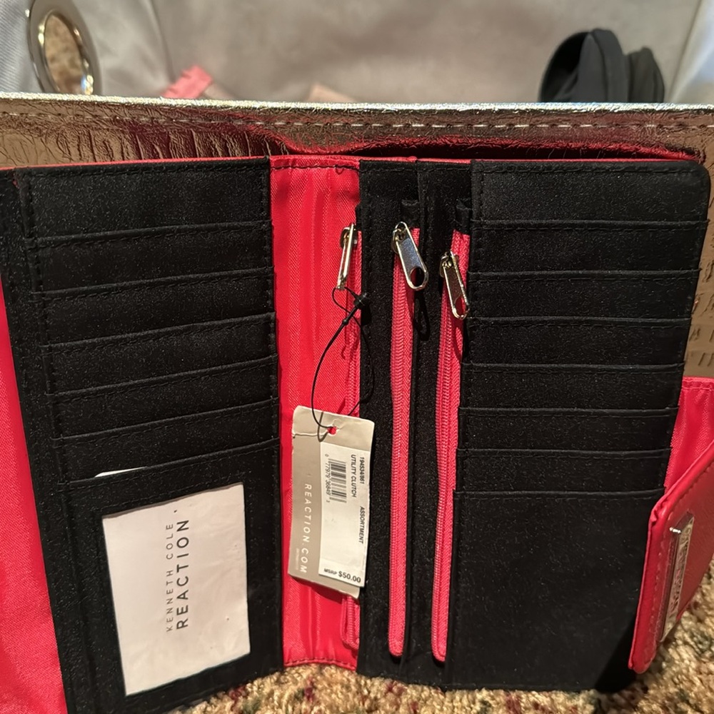 Kenneth Cole REACTION wallet - Picture 8 of 8